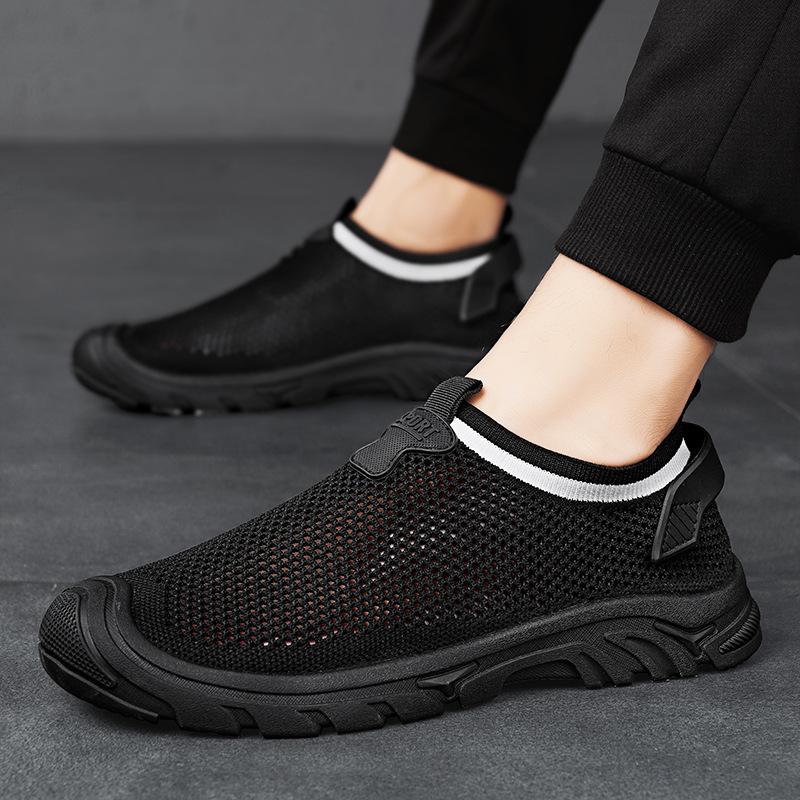 Old Beijing cloth shoes summer new trend hollow flying woven mesh breathable deodorant men's shoes fashion lazy one pedal