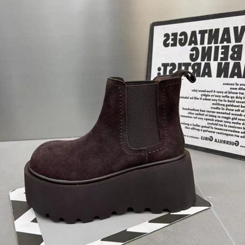Dámské zimní boty na platformě, semišové kotníkové sněhule, teplé bavlněné boty na vysokých podpatcích, trendy boty Chelsea z roku 2025, módní turistické boty pro ženy