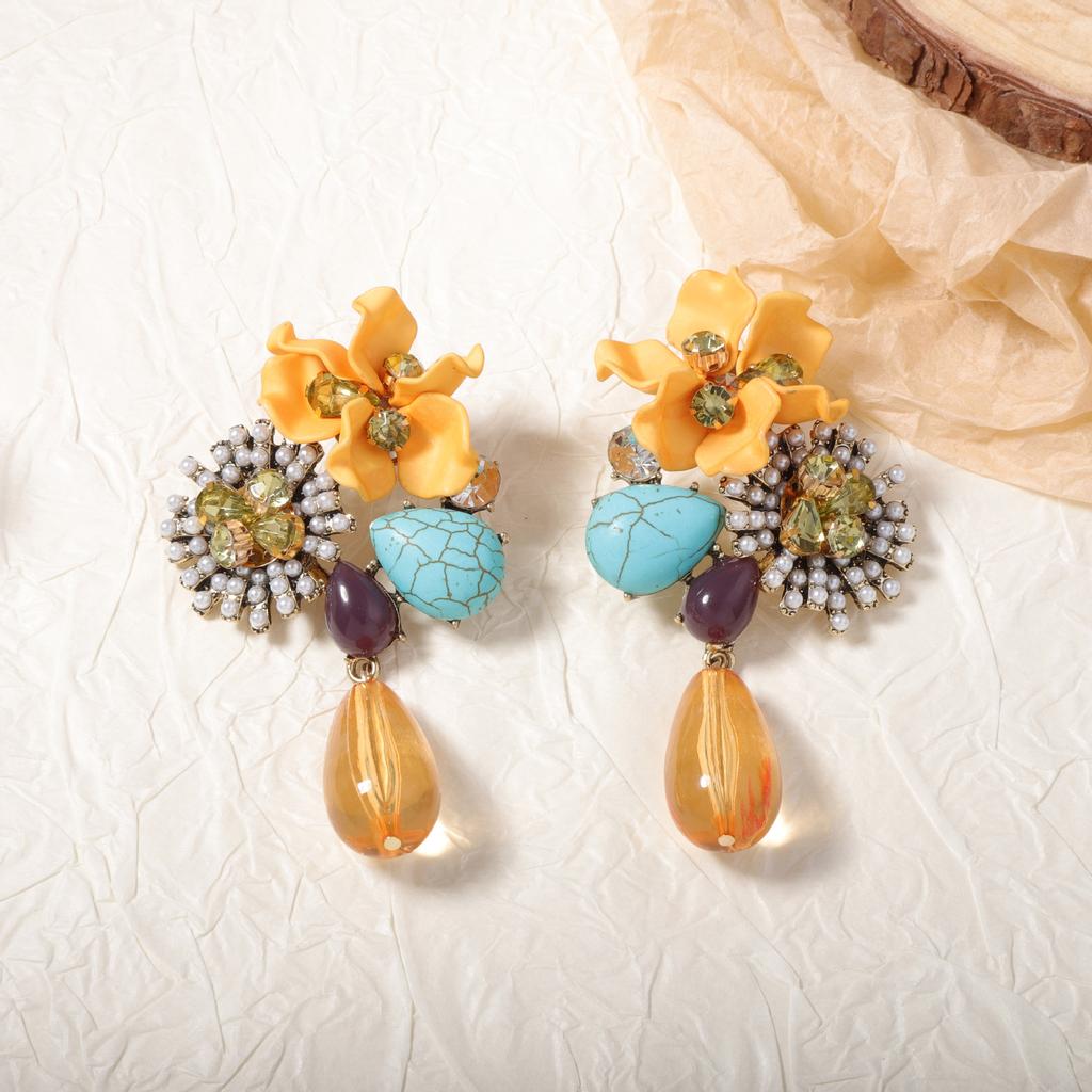 Autumn and Winter New Retro Personality Exaggerated Versatile Resin Flower Water Drop Long Earrings Heavy Industry Temperament