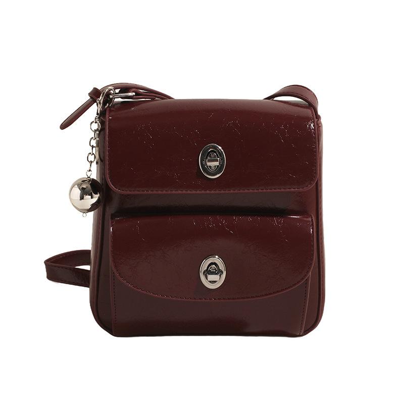 

Double pocket shoulder bag women s new large-capacity messenger bag underarm bag personalized Japanese bag червоний