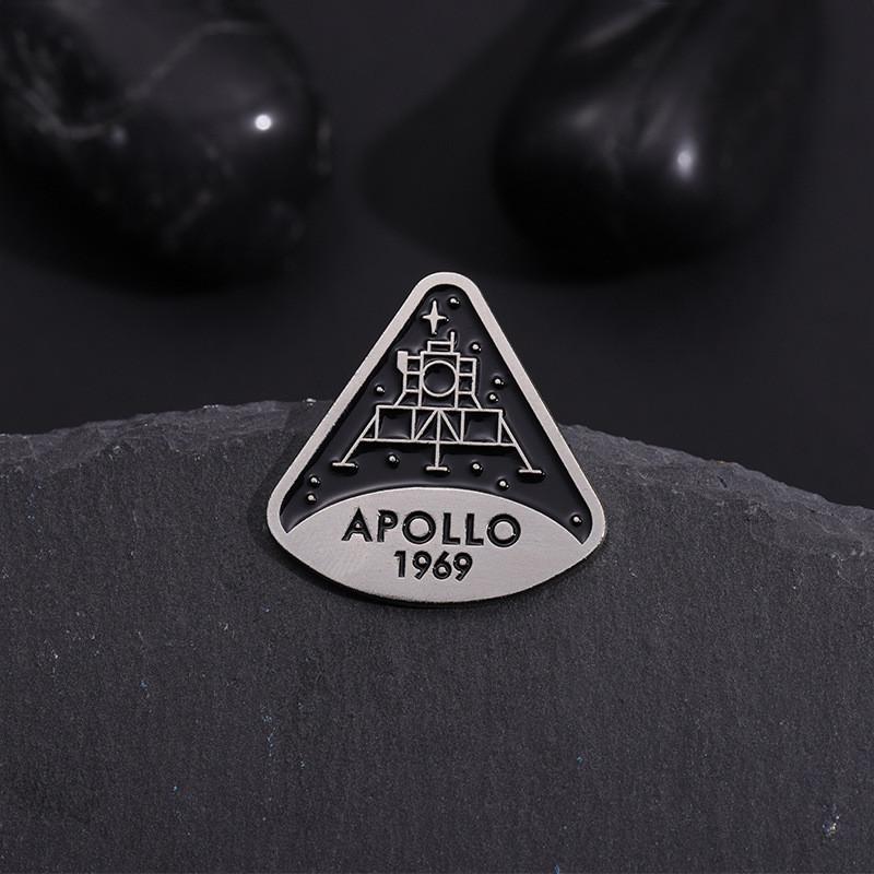 Unique Apollo 11 Commemorative Brooch Black Triangle Design Classic Accessory Alloy