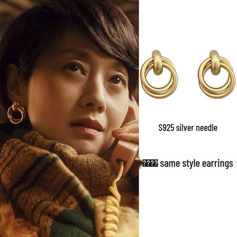 

Pure Silver Circle Stud Earrings - Ma Yili s Style, Elegant Floral Design for Autumn/Winter