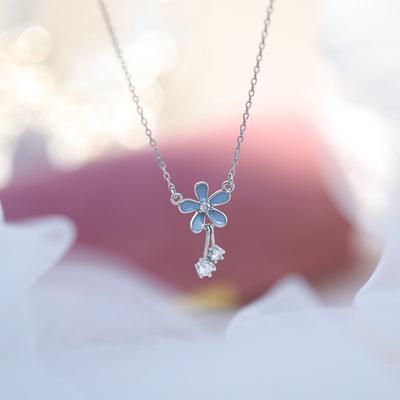 Zircon Flower Necklace Women's Summer Light Luxury Niche Design Sense Tassel Flash Diamond Gray-blue Daisy Stainless Steel Collarbone Chain