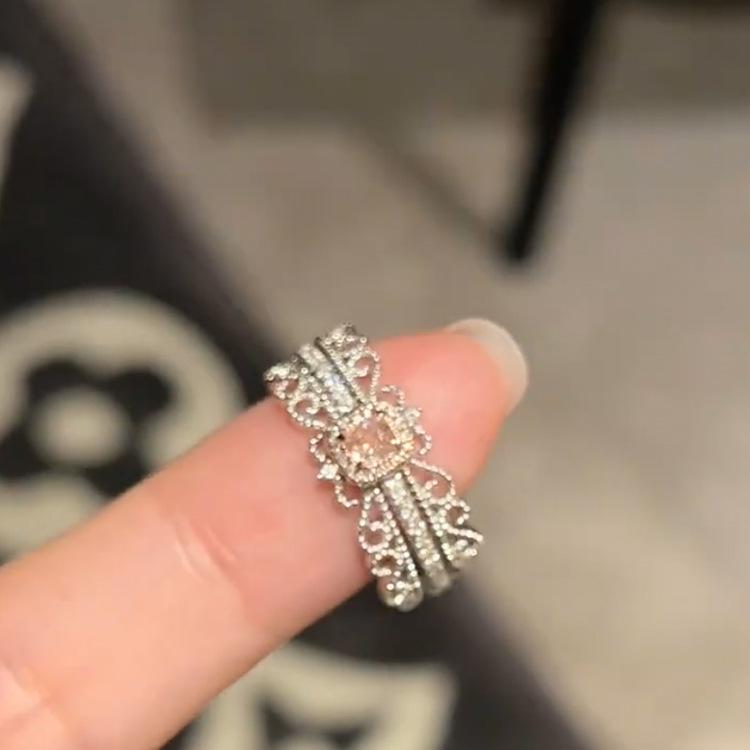 Luxury Zircon Women's Versatile Fashion Ring Set - Simple, Individual, Niche Design