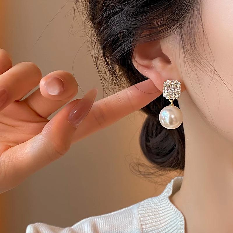 S925 Silver Needle Pearl Geometric Earrings For Women Light Luxury Fashion Ear Jewelry