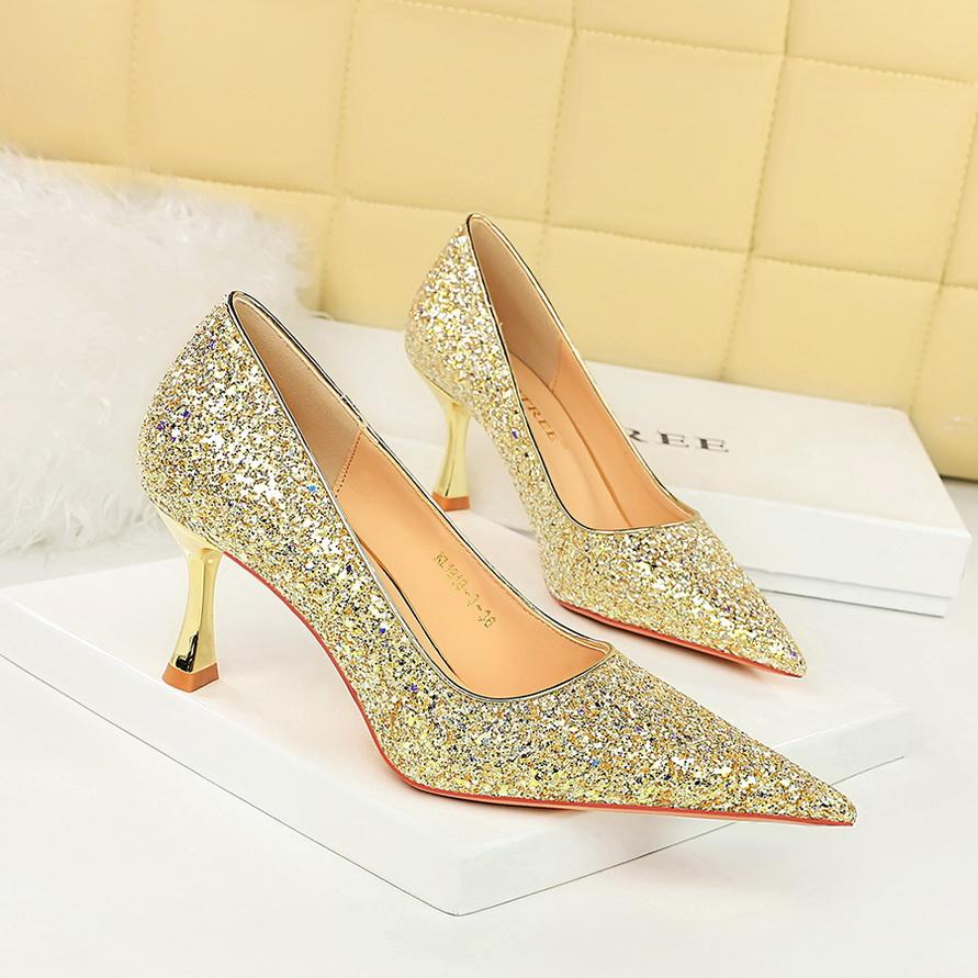 Women's Fashion Banquet High Heels Metal Heels, High Heels Shallow Mouth, Pointed Toe, Shining Shining Sheep Cloth Single Shoes