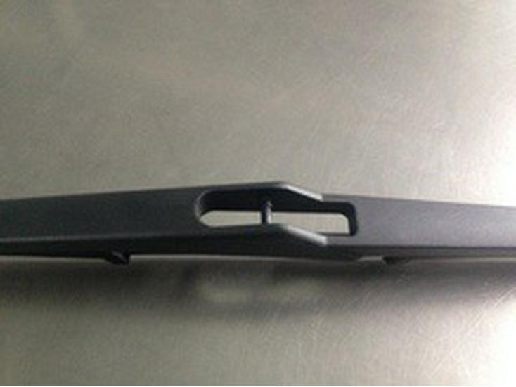 Rear Wiper for Toyota Highlander, Yaris, Land Cruiser, Previa, and RAV4