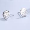 S925 Sterlingsilber Personalisierte Knopfstecker-Ohrringe Vielseitiges Einfaches Design Silber-Accessoires