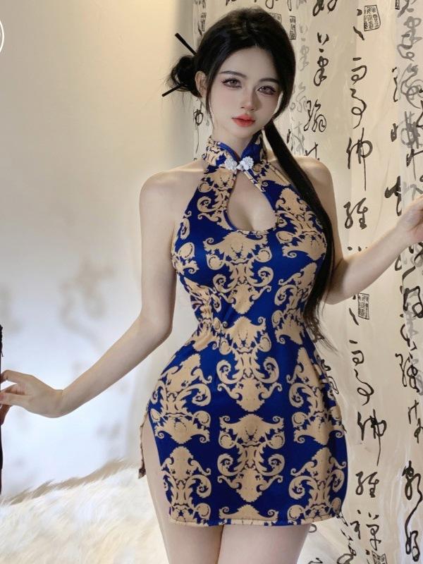 Qipao Pure Desire Retro Print Wrap Buttocks Dress Elegant Slim Appear Thin Hanging Neck Style Hollowing Out Split Dress Hem 5AXN