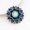 Artistic Floral Brooch Retro Flower Pin, Lapel Pin with Rhinestone Rhinestone, Metal Clothing Jewelry Accessory for Women Girls Daily Wear