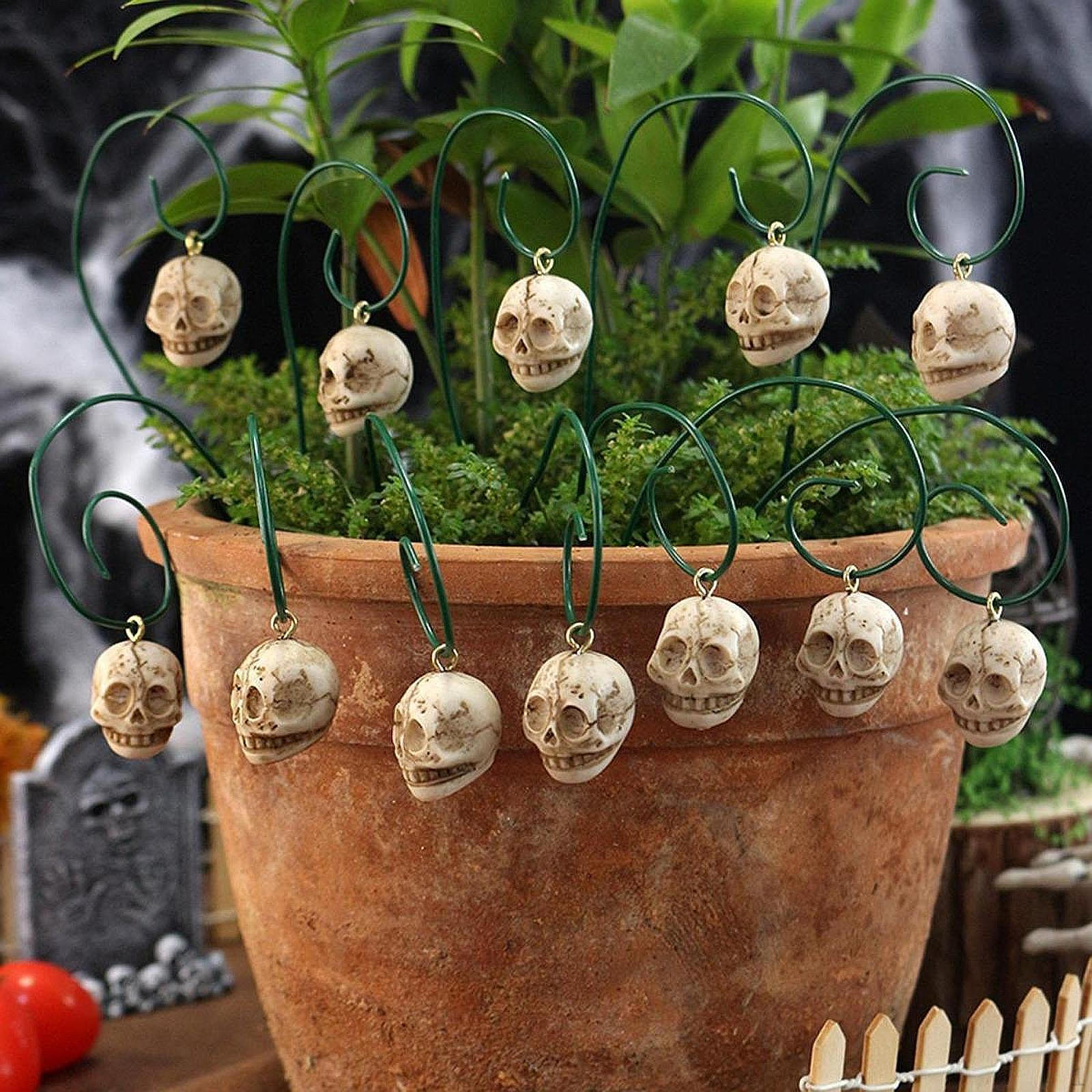12Pcs Decorative Garden Stakes Decor Miniature Creative Halloween Resin Yard Art
