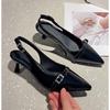 Mode Nouveau Tempérament Noir Bout Pointu Bouche Peu Profonde Talon Fin Chaton Boucle à Une Ligne Boucle Sandales d'Été à Talons Hauts pour Femmes