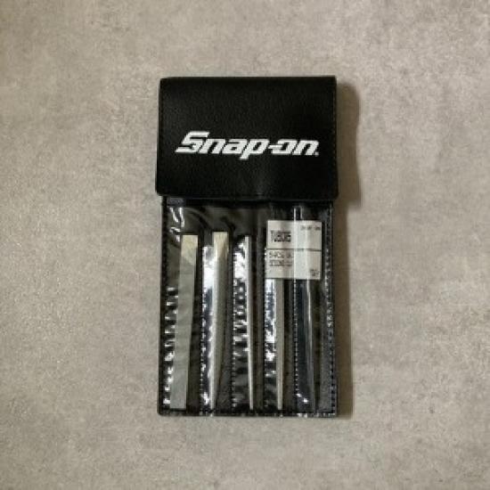 

Набор напильников Snap-on лимитированного розового цвета TUBCR5