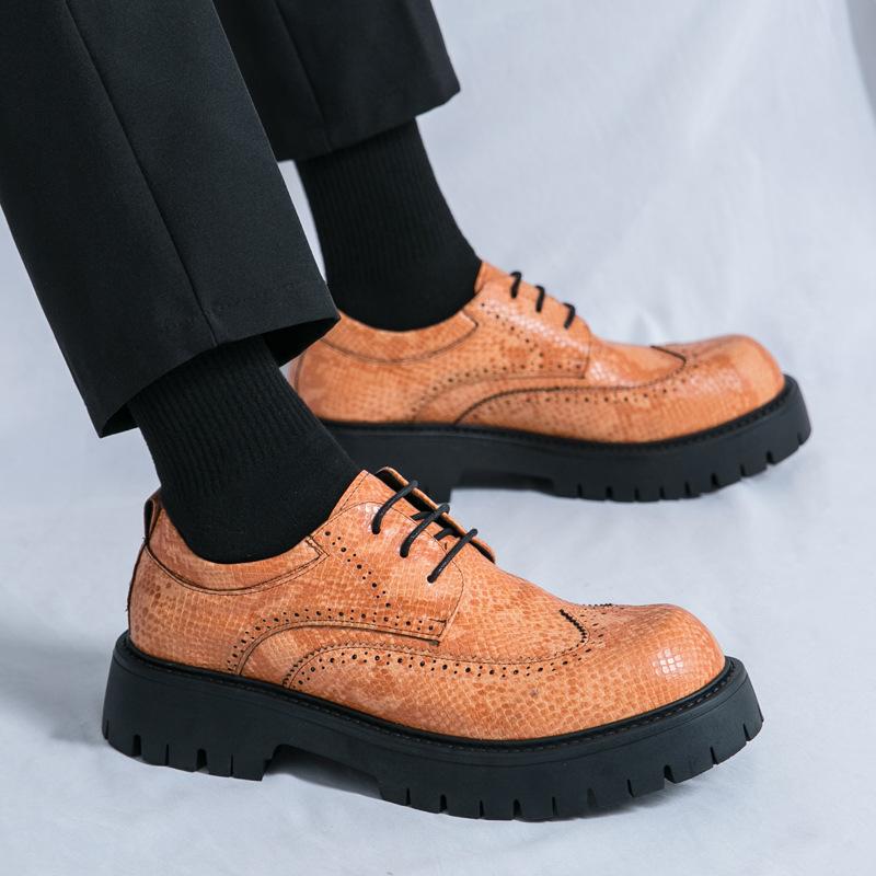 

Platform leather shoes men s brown carved block business casual men s shoes low-top leather trendy shoes 38 коричневий