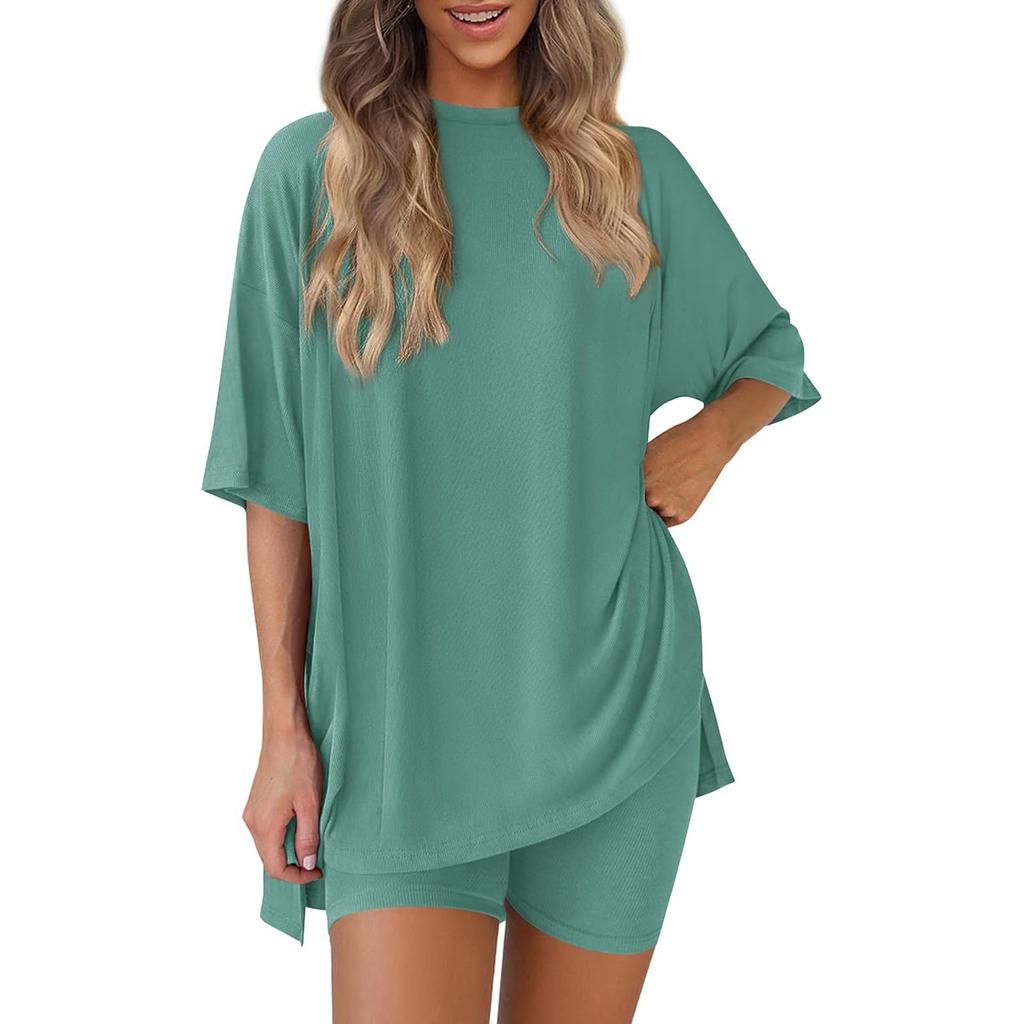 Women's Loose Fashion Solid Color Split Round Neck Short Sleeve Top Small Pocket Shorts Two Piece Set