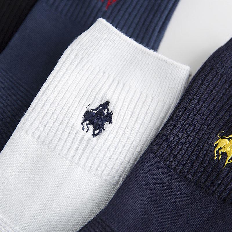 Modemarke Business Herrensocken Deodorant Stickerei Crew Kleid Socken