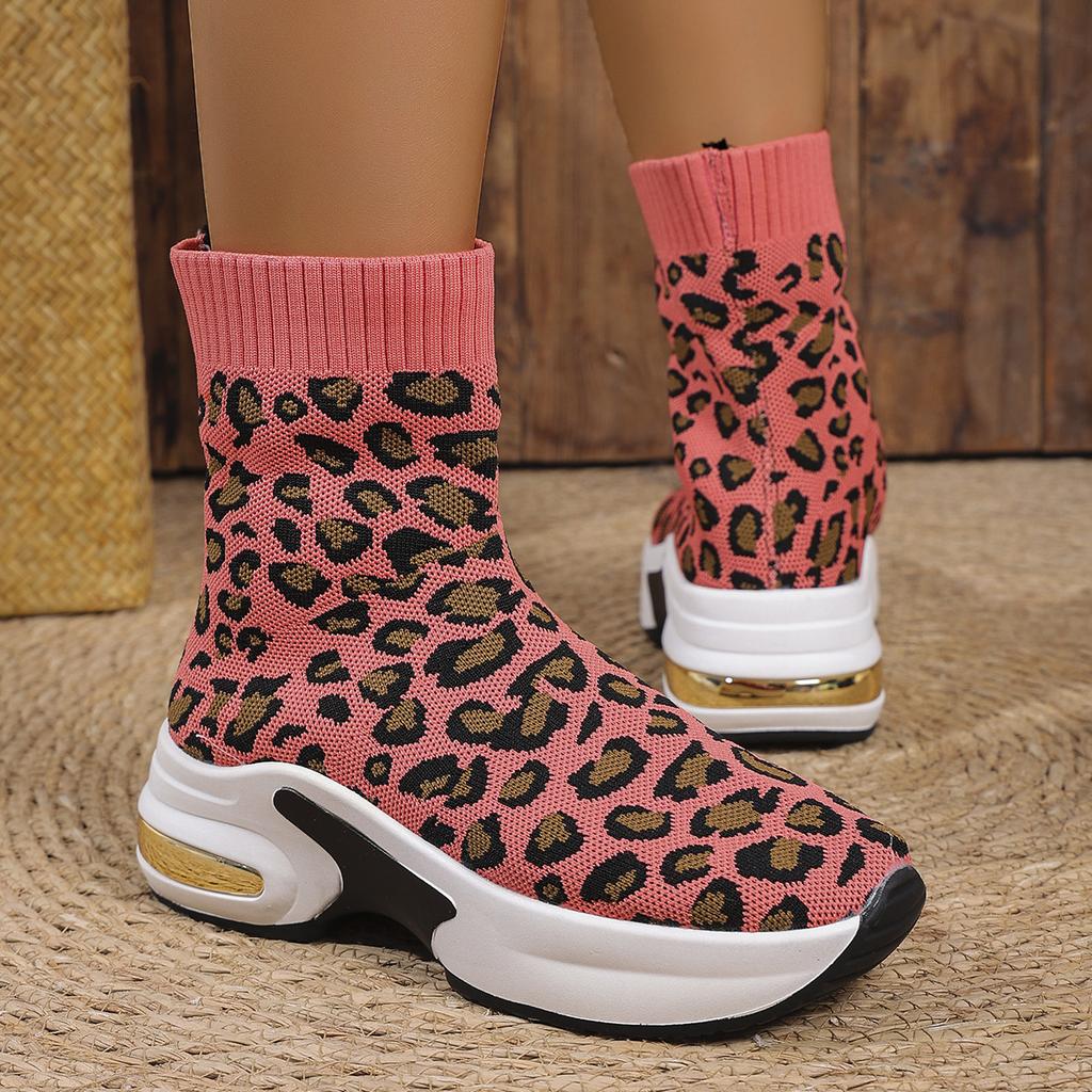 European and American Large-size New Round-head Knitted Leopard Print Medium Tube Elastic Boots Are Hot-selling Elastic Thick-heeled Martin Boots.
