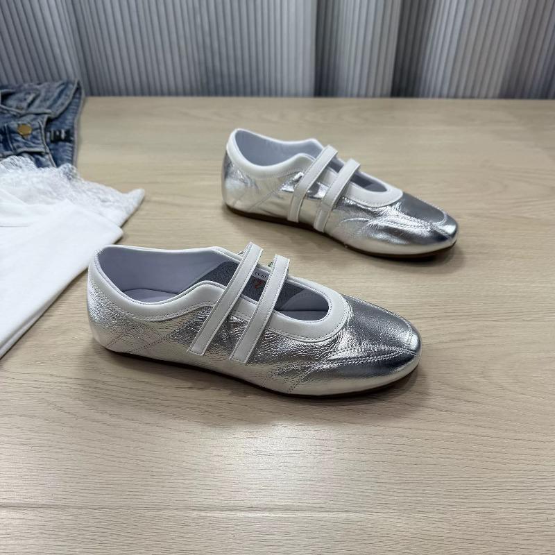Versione in pelle di pecora~ Scarpe sportive casual a testa tonda coreane a bocca bassa Scarpe Mary Jane con velcro Scarpe singole Scarpe da allenamento tedesche a fondo piatto da donna