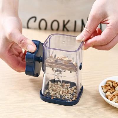 Handkurbel Nussmühle Nusszerkleinerer Multifunktionszerkleinerer Handheld Küchenwerkzeug für alle Nüsse Walnüsse Pekannüsse Schokolade