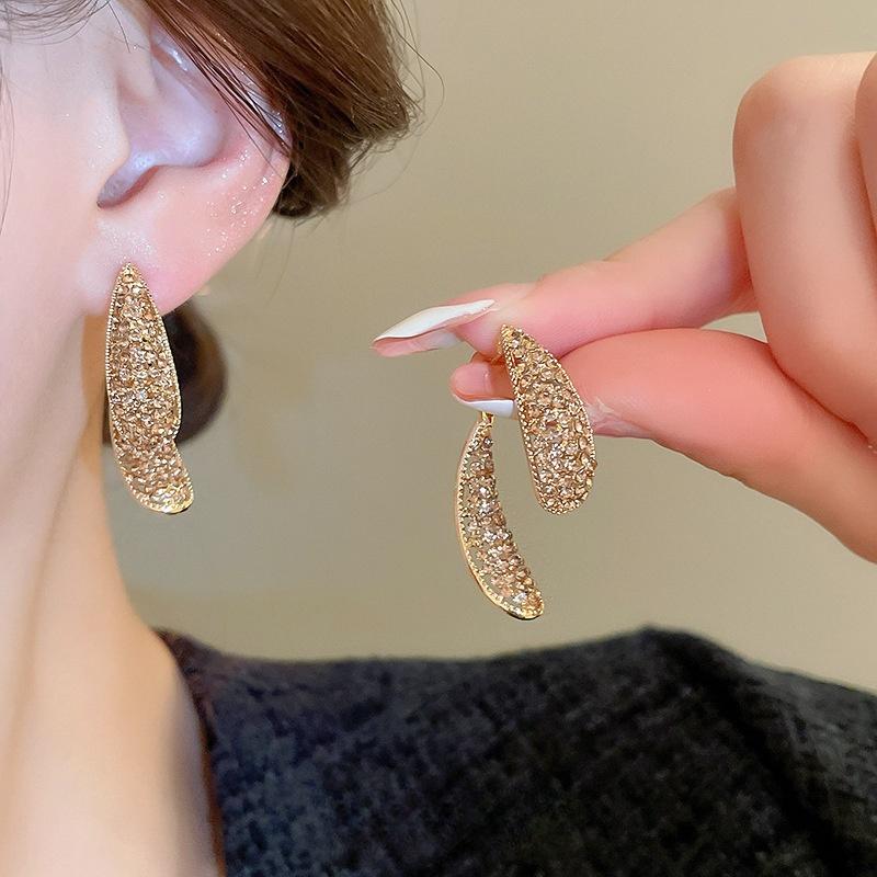 

Oval Leaf One Piece Two-Wear Earrings золотой