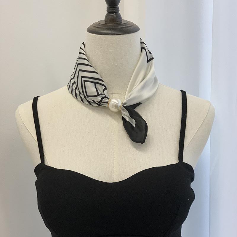 Silk scarf new pearl necklace spring and summer thin magnetic buckle lazy silk scarf women's pendant scarf collarbone chain