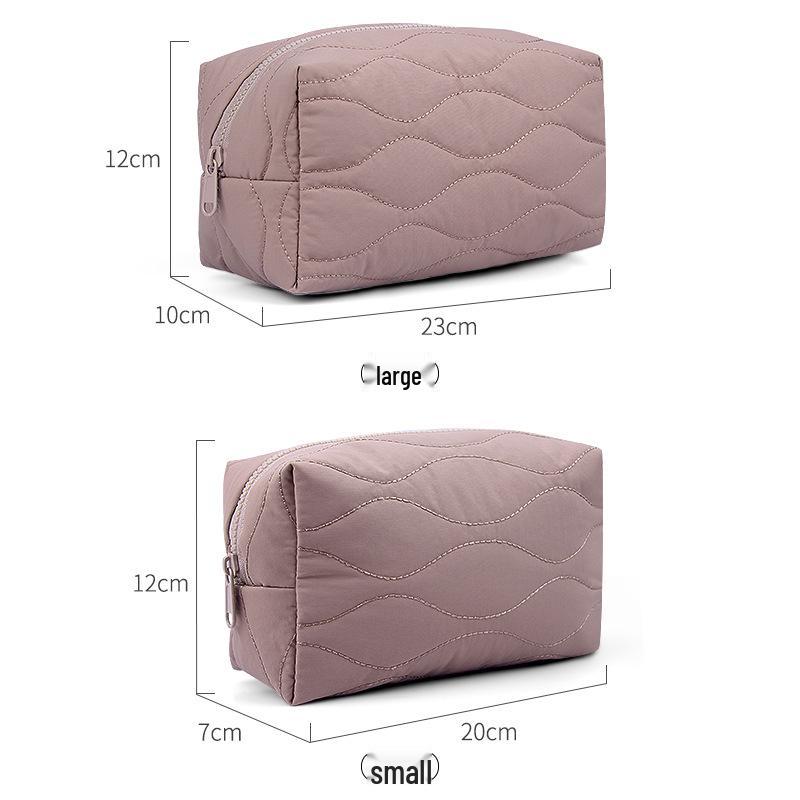 Multi-functional Lightweight Travel Makeup Bag with Large Capacity and Multi-layer Compartments