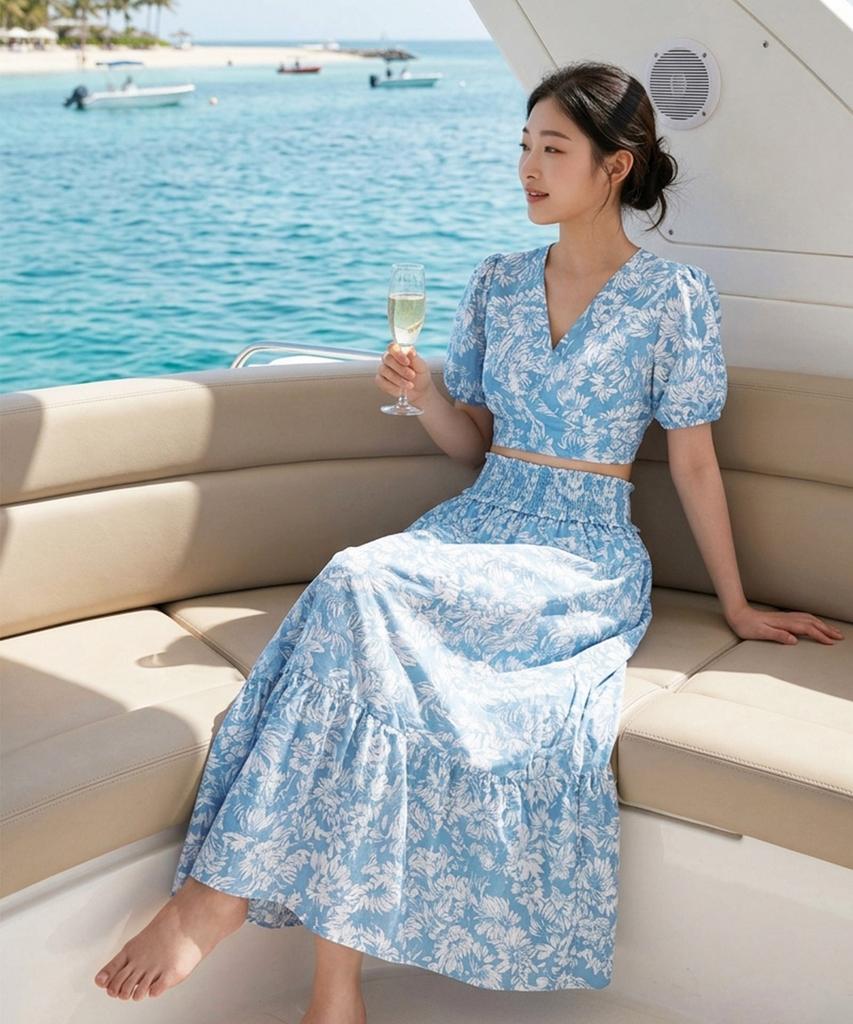 Helingbon Flower Seersucker Cutout Blouse Long Skirt Set Hj203