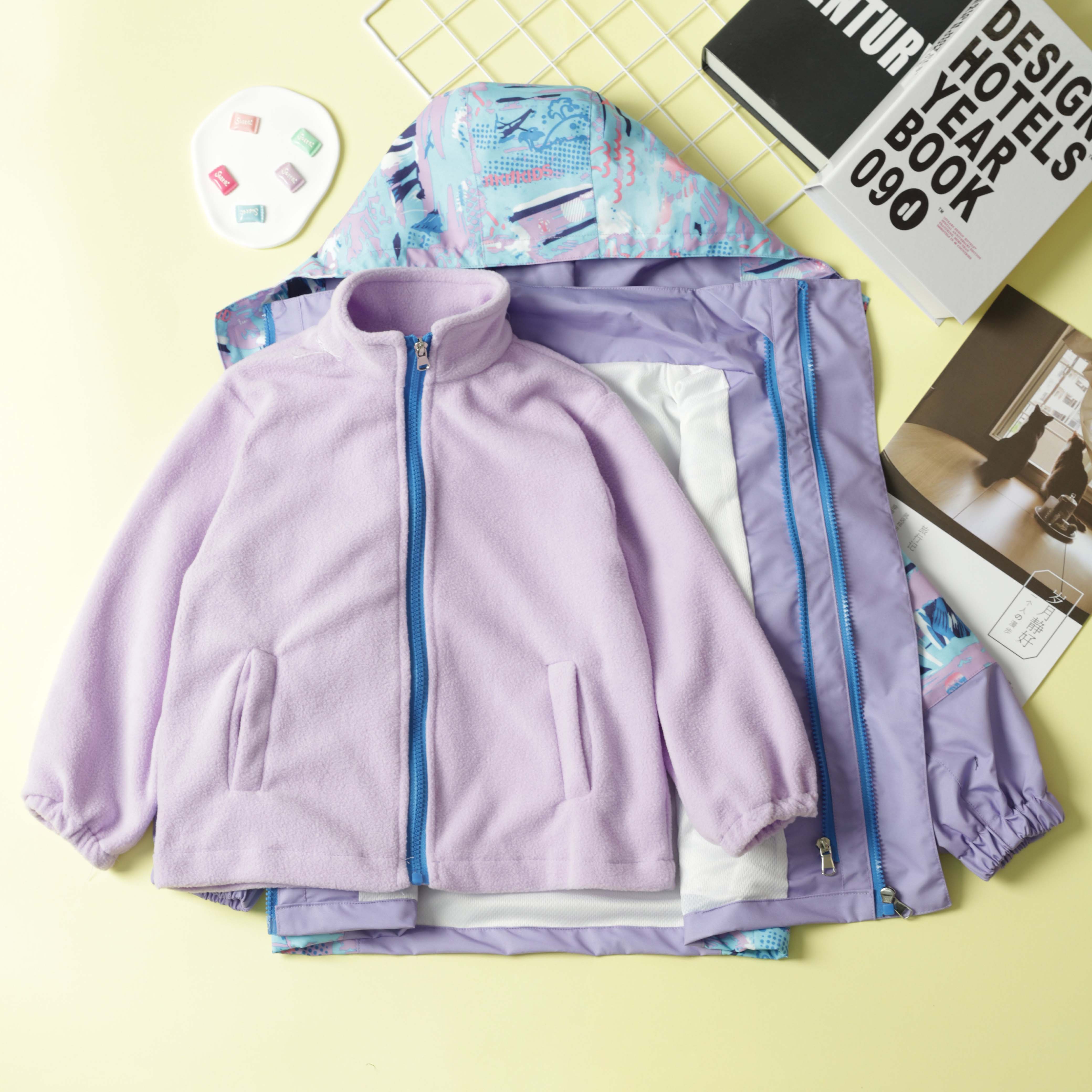 

Яркая и прочная детская ветровка для приключений на природе 160 фиолетовый