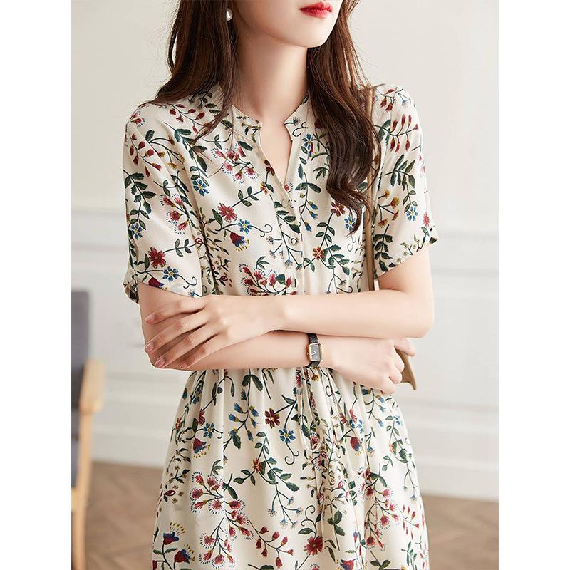 

Роскошное платье из тутового шелка с цветочным принтом - Летне-весенняя женская мода средней длины 2025 M