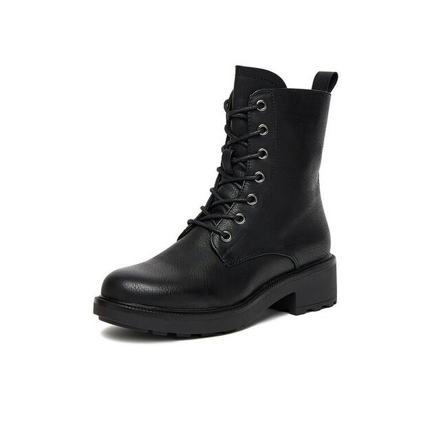 Boots Clara Barson CEO-WS5658-17