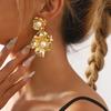 Women European American Fashion Pearl 3D Flower Earrings Retro Luxury Temperament Stud Earrings For Women