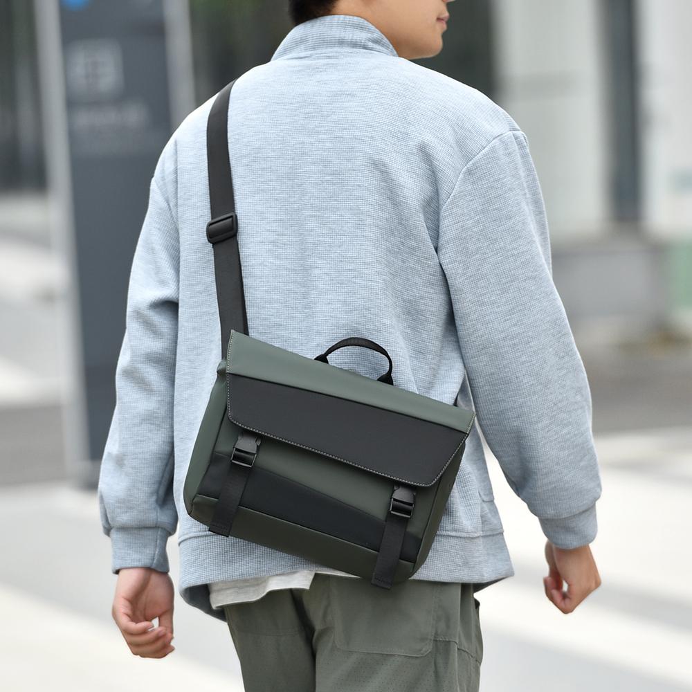 Men's Large Capacity Shoulder Bag Waterproof Crossbody Bag