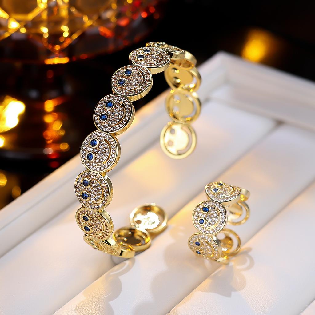 Women Smile Face Bracelet Ring Set Fashion Minimalist Zircon Jewelry Perfect For Party Gathering Wear