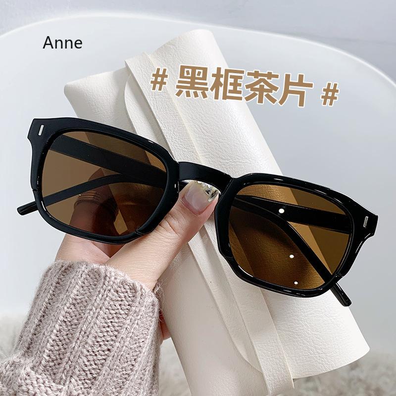 

Vintage Square Sunglasses Sun Glasses Female Designer Fashion Black Eyewear UV400 Gafas De Sol Mujer Oculos De Sol gafas