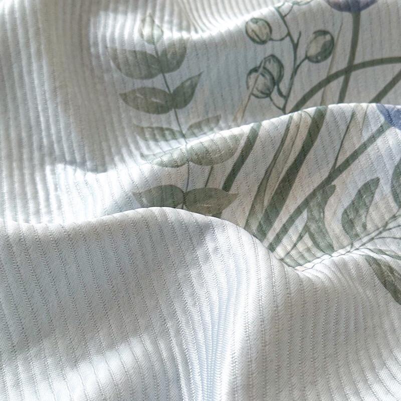 BGM Instant Cool Ocean Silk Summer Quilt