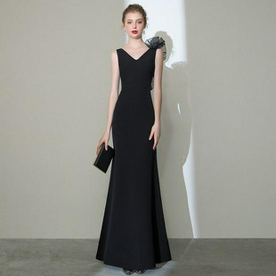 Elegant 2026 Women's Summer-Autumn Evening Gown: Slimming Dress for Banquets and Socialite Gatherings