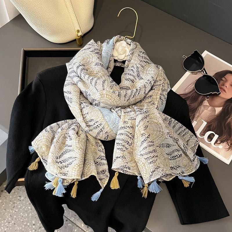 31 Design Fashion Bohemina Paisley Floral Tassel Viscose Shawl Scarf High Quality Wrap Pashmina Stole Bufandas Muslim Hijab