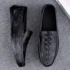 Classic Soft Leather Loafers Men Driving Shoes Lightweight Slip On Flats New Arrival Casual Shoes Italian Wedding Mens Moccasins