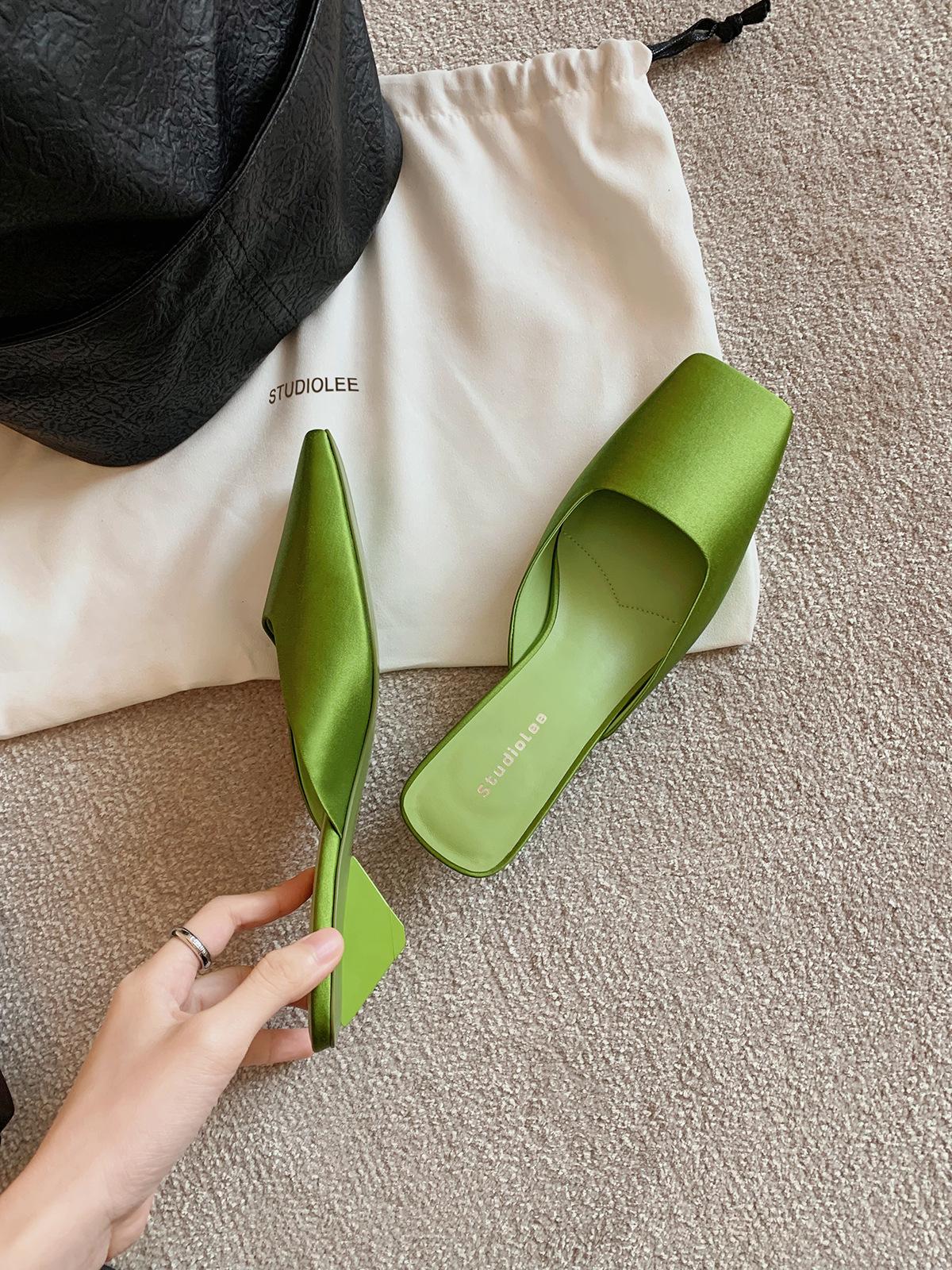 

Grape Mom Studiolee French Square Head Light Mouth Silk Satin Triangle Heel Premium Muller Sandals Female Summer 40