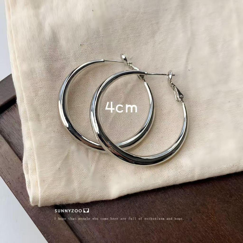 Vintage Gold-Plated Geometric Hoop Earrings: European & American Style