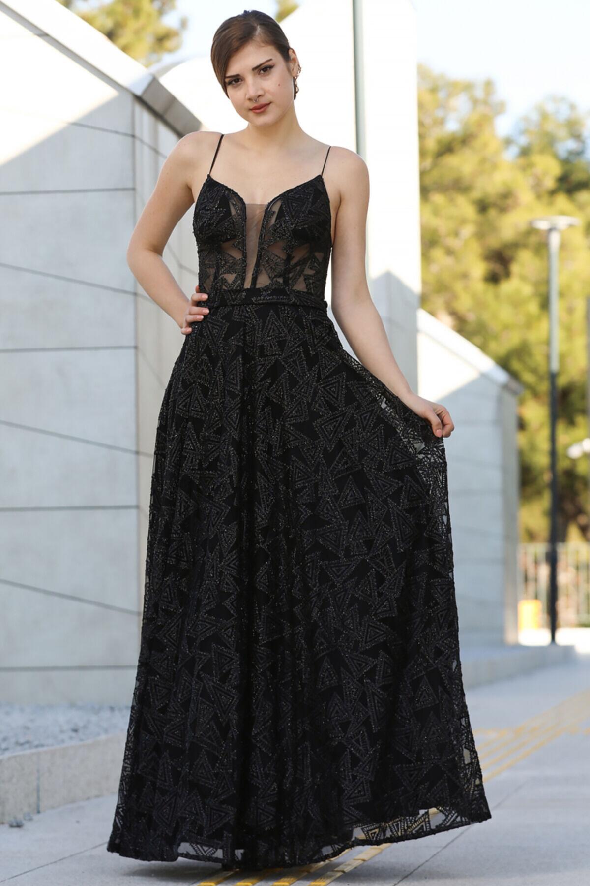 

Женское длинное вечернее платье с пайетками