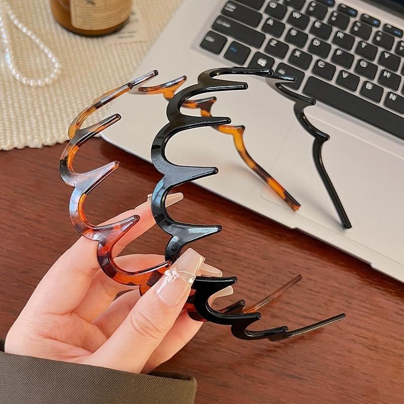 Sommer Damen Stirnband Weibliches Modell mit gezahntem gebrochenem Haar Artefakt Mädchen Gesicht waschen Haarnadel Drückender Haarclip Zubehör