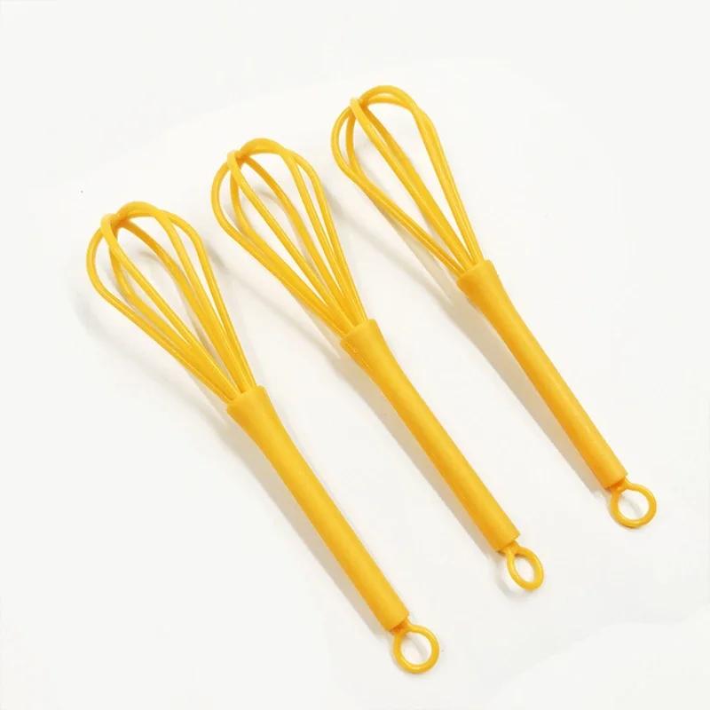 Kitchen Accessories for Eggs: Plastic Egg Beater, Cream Baking Flour Stirrer, Hand Whisk Mixer, Egg Tools