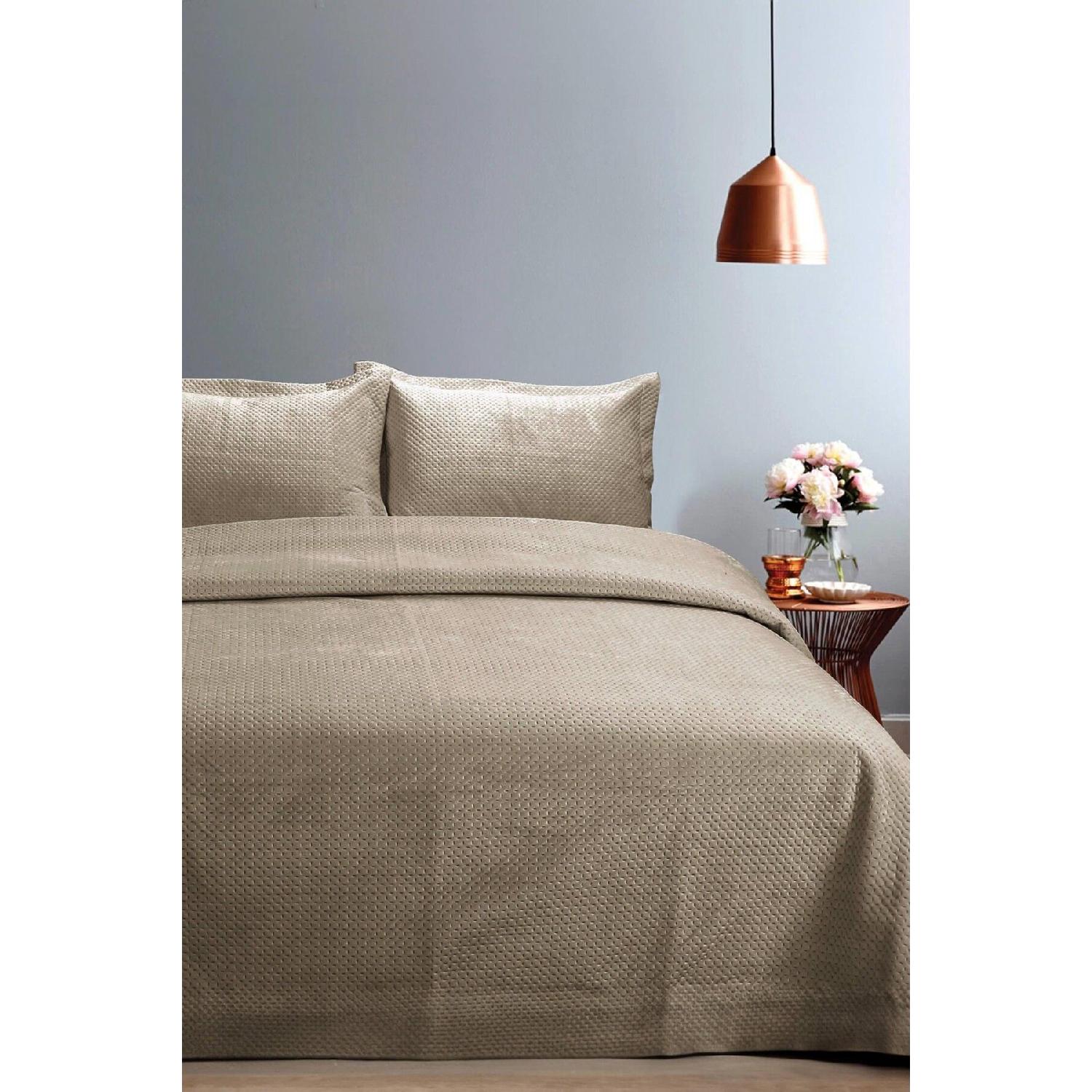 

Lidia Velvet Double Bedspread Set - Mink ваніль