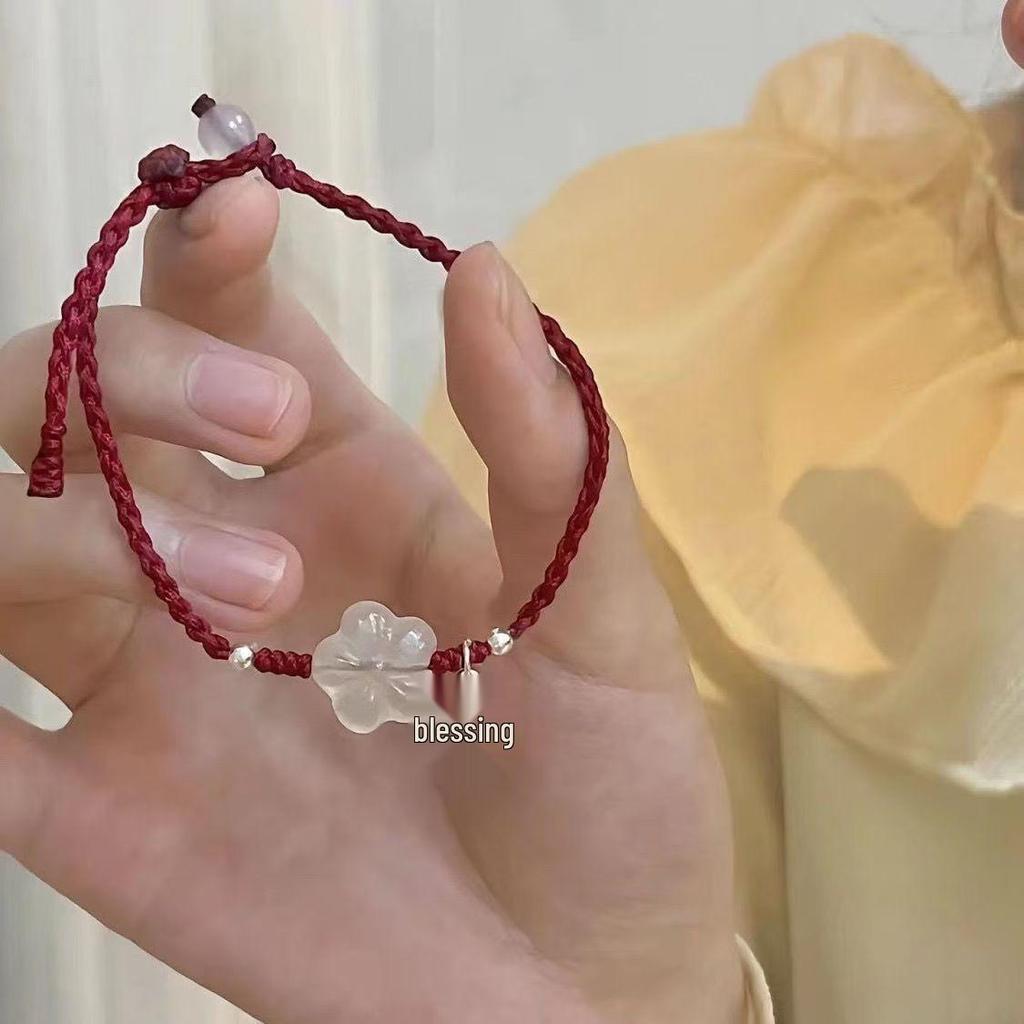 Baroque Pearl Drawstring Bracelet: Women's Light Luxury, Irregular Design, Exquisite Handcrafted Jewelry.