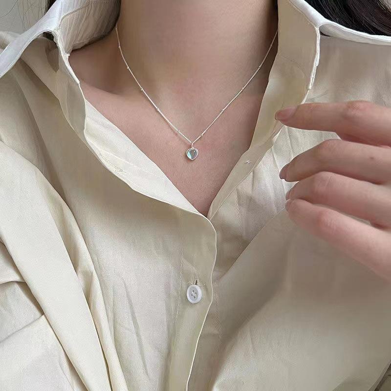 Gradient Colorful Stone Heart Shaped Collar Chain for Female Korean French Girls Moonlight Stone Heart Shaped Necklace