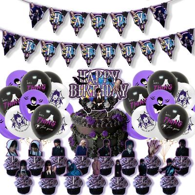 Potřeby pro párty Wednesday Addams Zahrnuje bannery, zavírače na košíčky, balónky