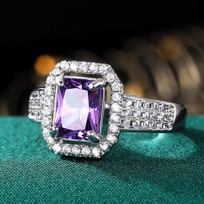 Affascinanti anelli da donna viola CZ da donna Accessori eleganti da festa vintage Regalo di compleanno di lusso per gioielli color argento Mon