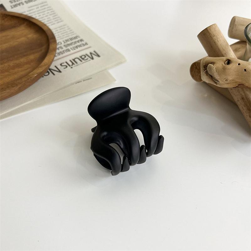 1Pcs Korean Coffee Beige Large Hair Claw Acrylic Hairpin Geometry Barrette Crab Hair Clips Headwear Womens Girl Hair Accessories