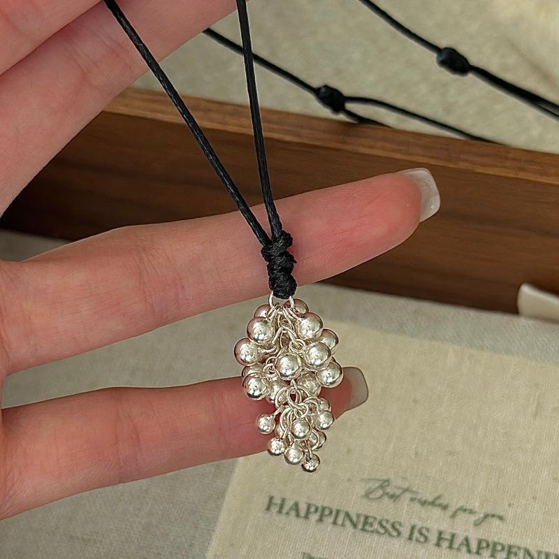 S925 Sterling Silver Niche Design Sense Retro Grape Black Rope Necklace Korean Style Simple Personalized Sweater Chain